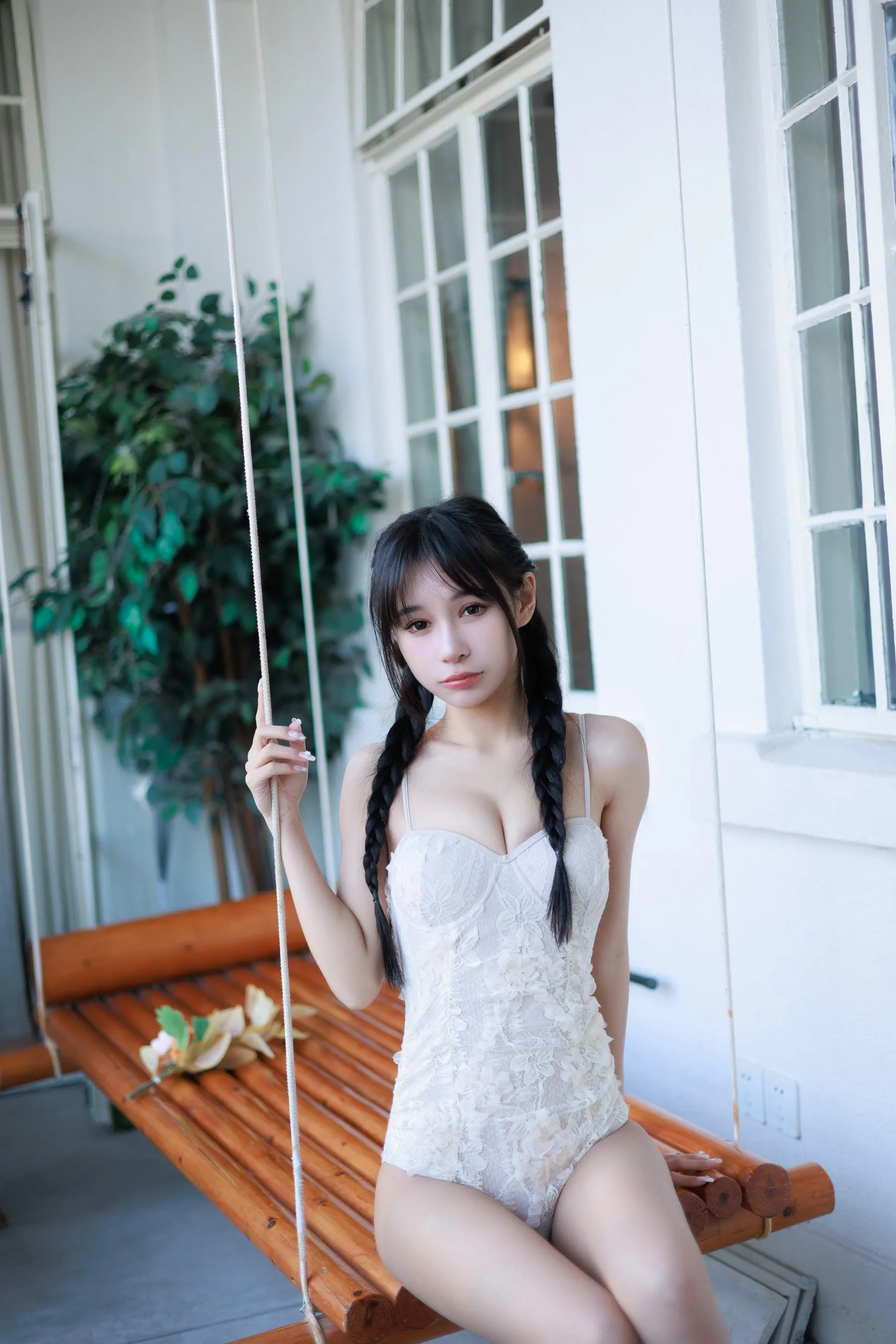 [艺图语] 2022.06.25 花季 蛋蛋 [32P]插图
